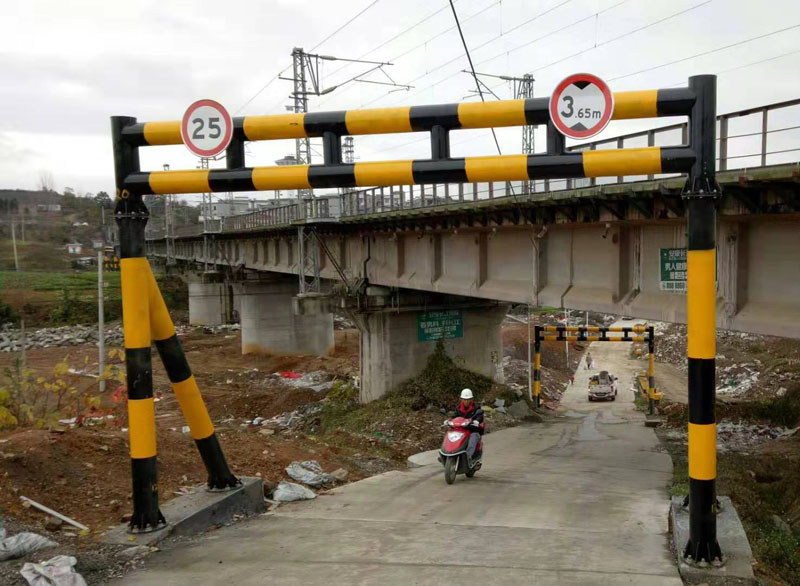 贵港液压限高架